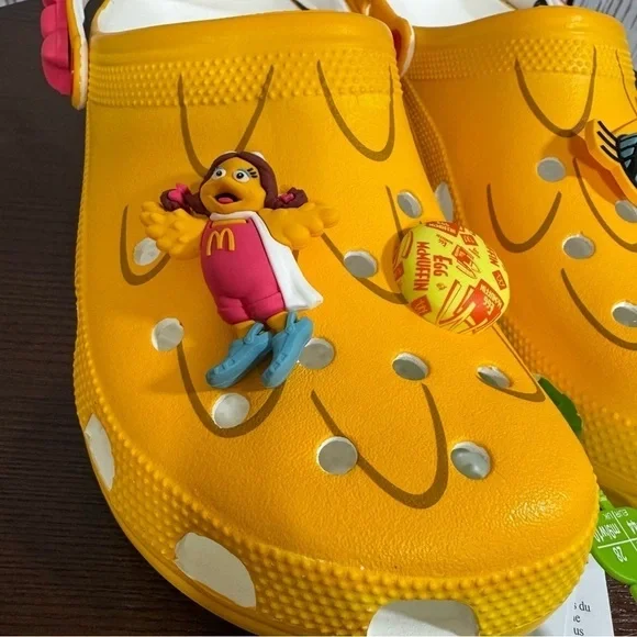 Crocs x McDonald’s Birdie Yellow Clog in size 10 Men’s 12 Women’s - Picture 8 of 12
